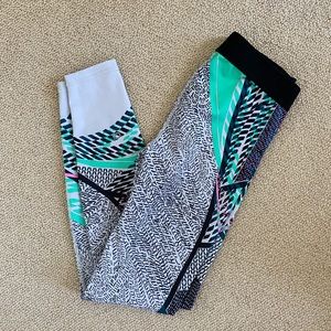 Gap fit  mid rise leggings